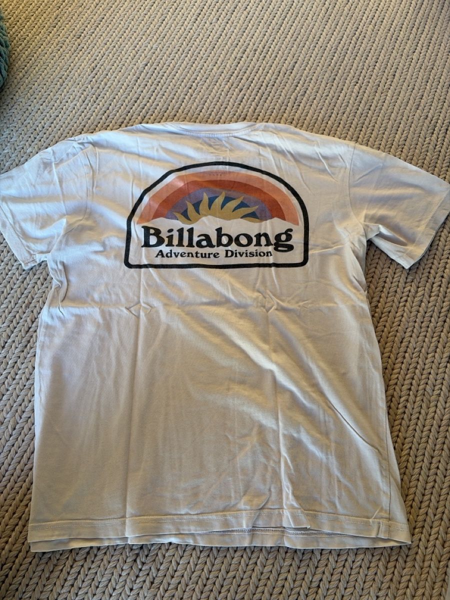 Billabong T-Shirts: Billabong T-Shirt – Gebraucht aus Bichwil von and_9wqf 1