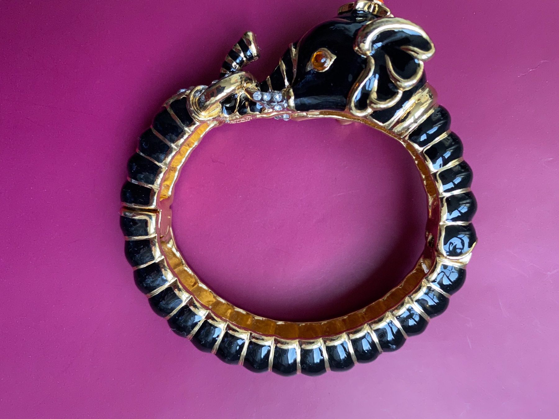 Armbänder & -reifen: Kenneth J. Lane Armreif Emaille – Neu und originalverpackt aus Bern von schnupka 1