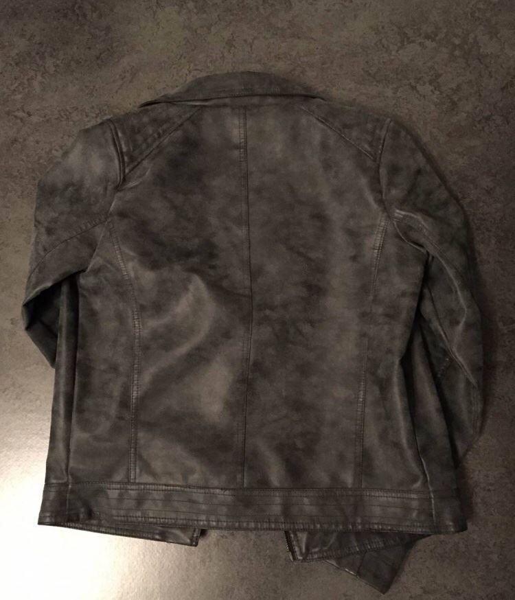 Vestes: Neue Jacke – Neuf avec emballage d'origine à Zürich par Maria_Felicina 1