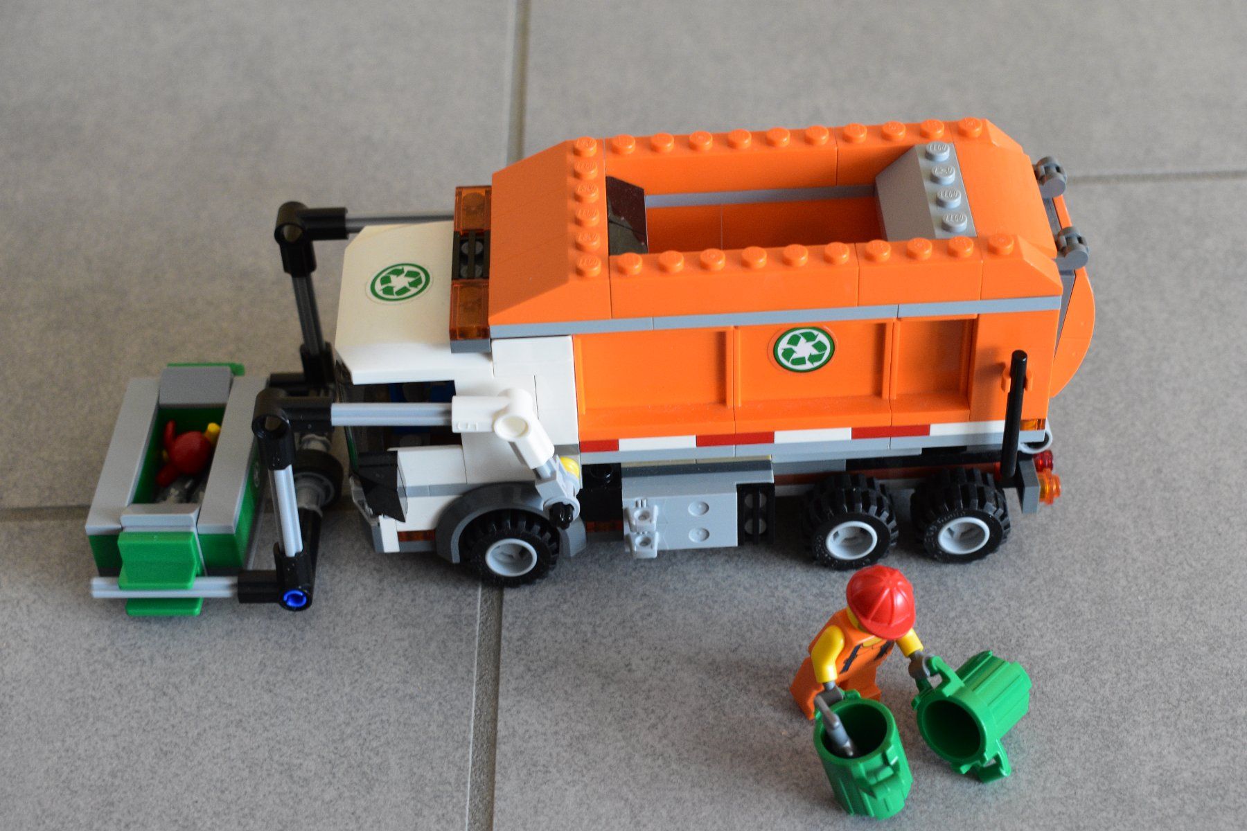 Lego Spielzeuge: LEGO Müllfahrzeug – Neu (gemäss Beschreibung) aus Winterthur von seh_9dhc 1