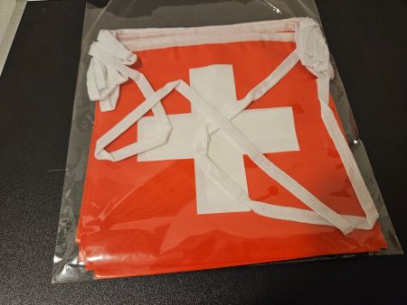 Neu - 1Stk CH-Fahnenkette 5m (Verp. Beschädigt)