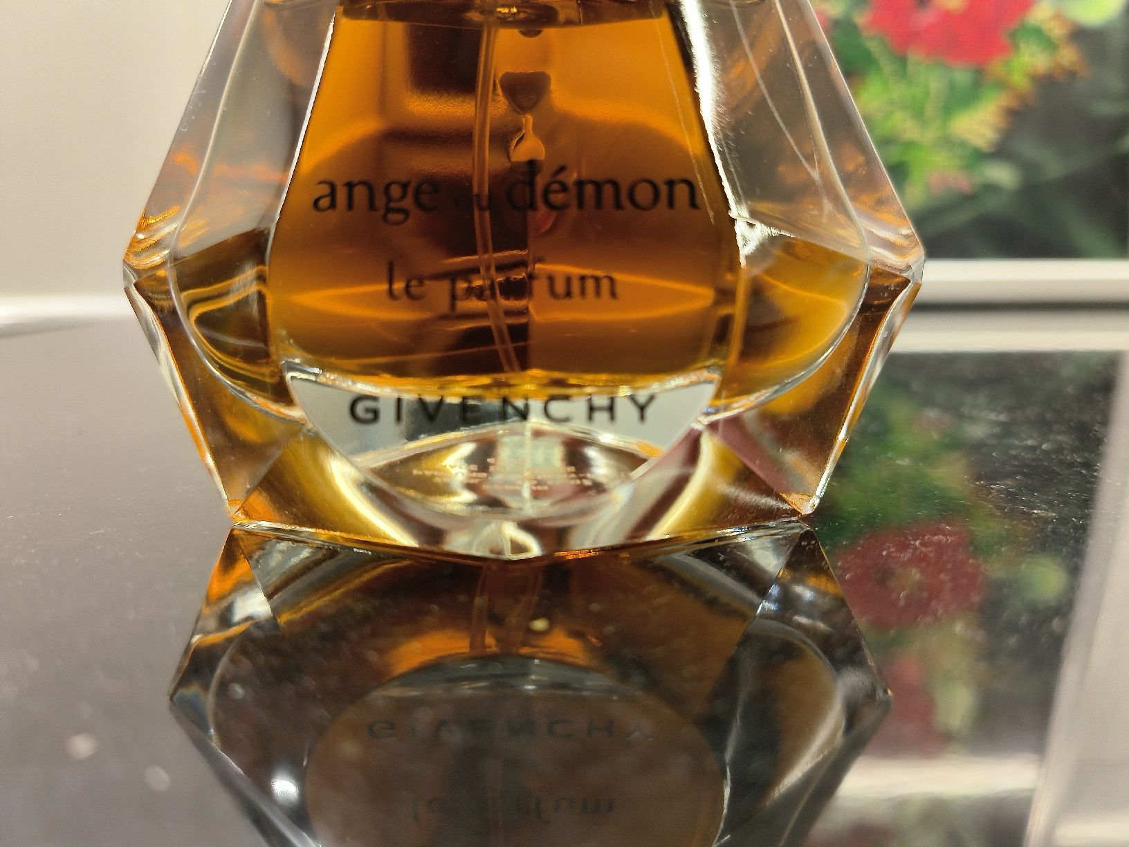 Givenchy Profumi & Eau de Toilette: Givenchy Ange ou Démon Le Parfum 75 ml – Usato da Carouge GE venduto da pro_8k9d 1