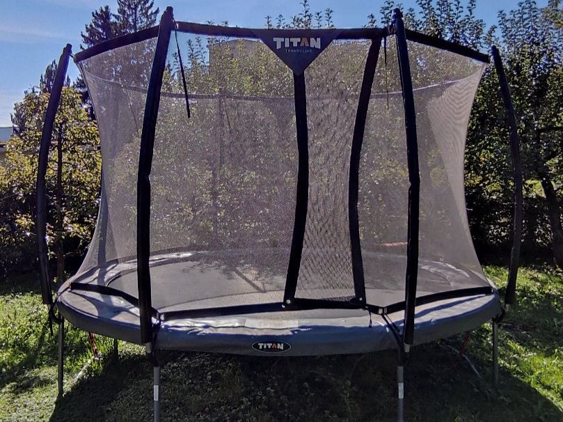 Titan Trampoline: Trampolin von Titan – Gebraucht aus Rüti ZH von Yves852 2