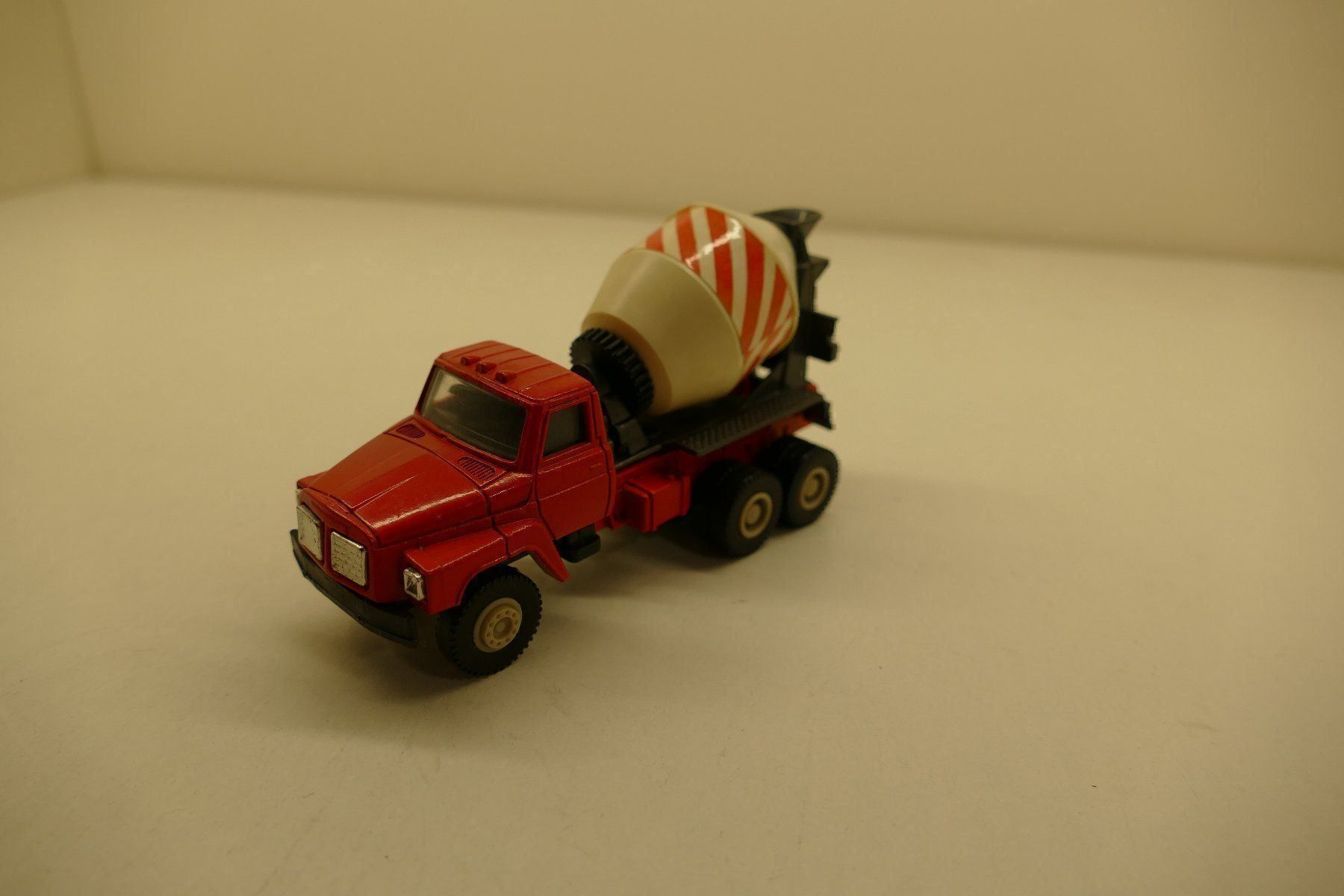 Modellini d'auto: M 1:70: Beton/Cement Mischer – Nuovo (secondo la descrizione) da Niederhasli venduto da rail-duerst 3