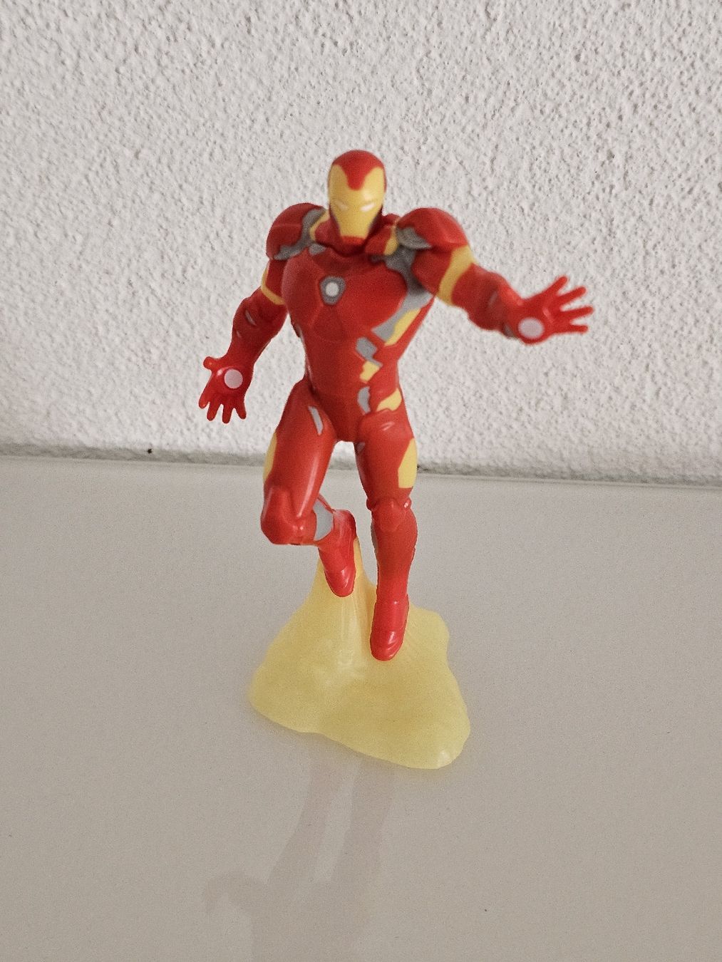 Marvel Spielzeuge: Figurine Iron Man Marvel 10 cm kinder surprise geant – Gebraucht aus rolle von Noma-collectible