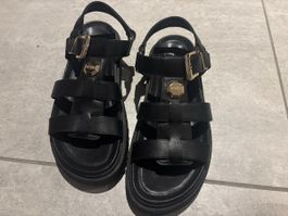 Sandale Buffalo taille 41