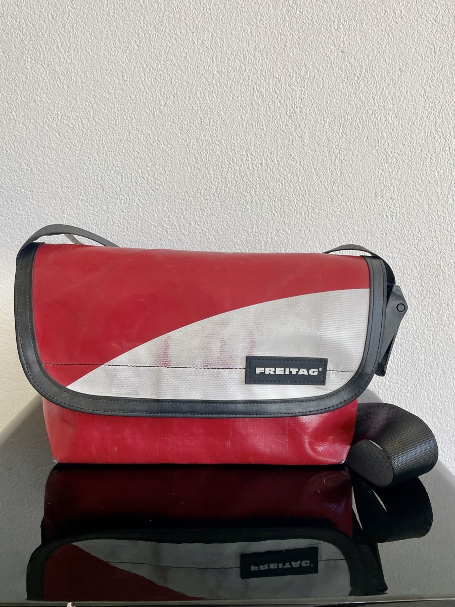 Freitag Sonstige Kleidung & Accessoires: FREITAG Hawaii Five Umhängetasche – Gebraucht aus Richterswil von Prangins9 2