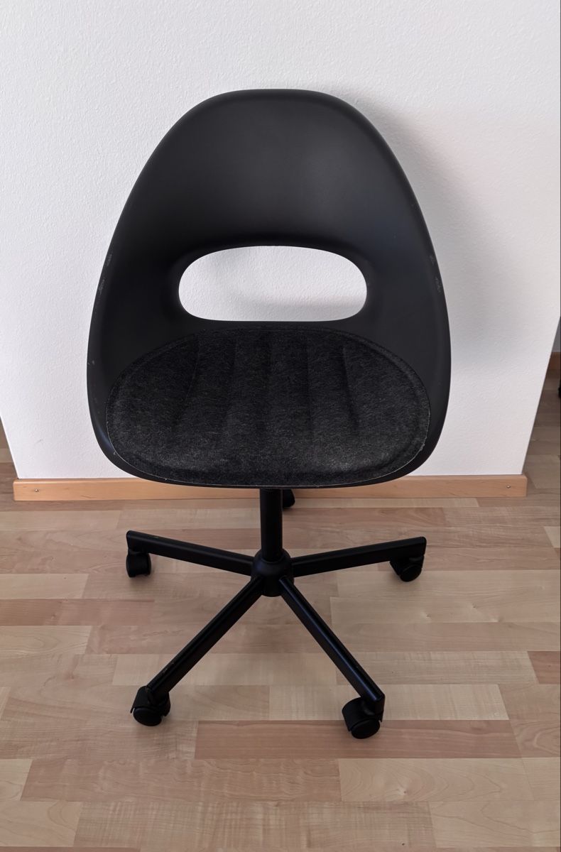 Ikea Stühle: Drehstuhl  – Gebraucht aus Oberkirch LU von pas_k6w8 1