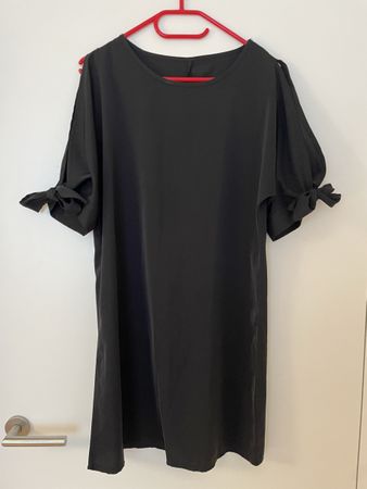 Schwarzes Shein Kleid Gr. M mit Schleifen - Sommerkleid