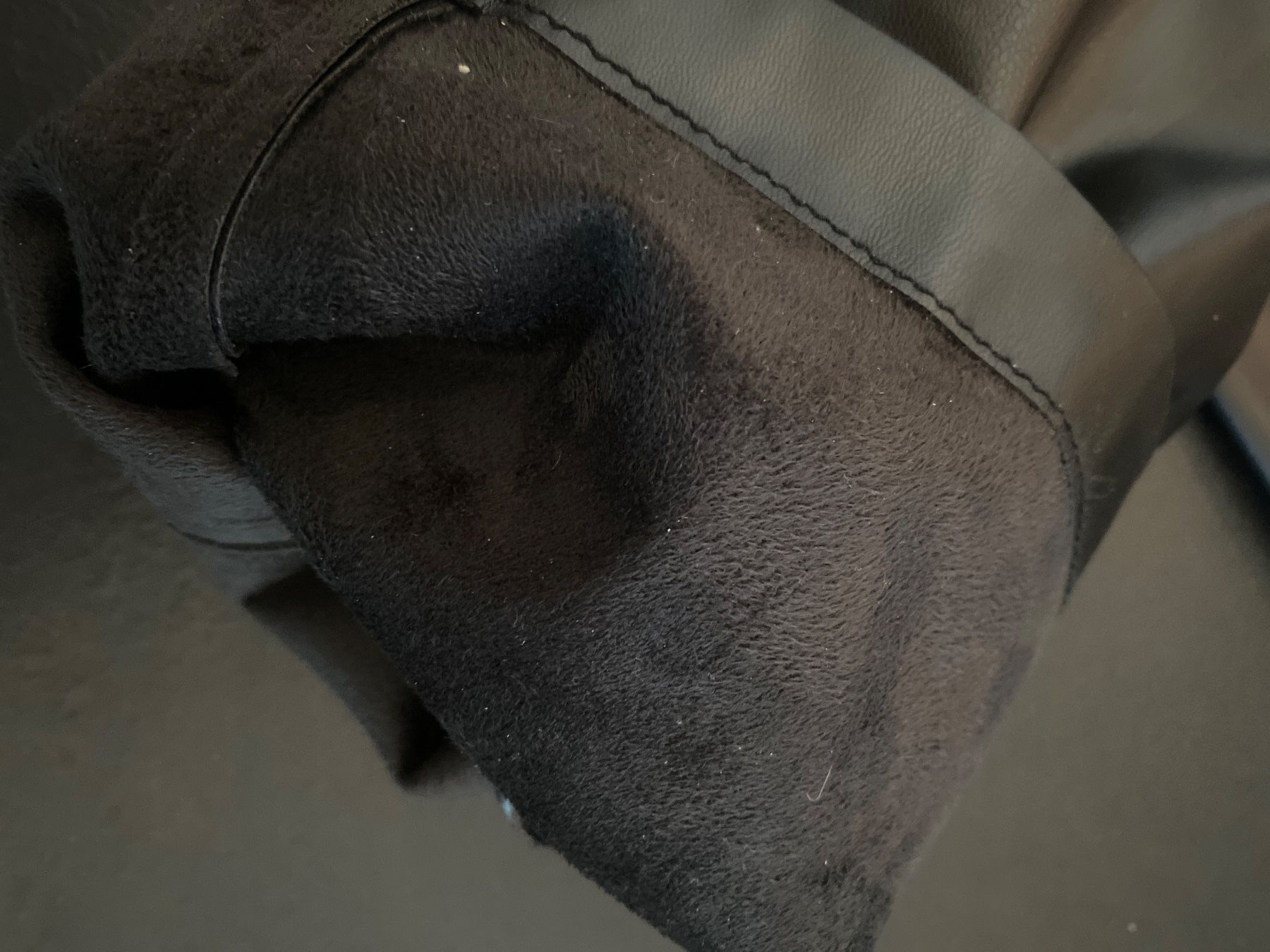 Hosen: Pantaloni ecopelle – Neu (gemäss Beschreibung) aus Zürich von lcl_r88r 3