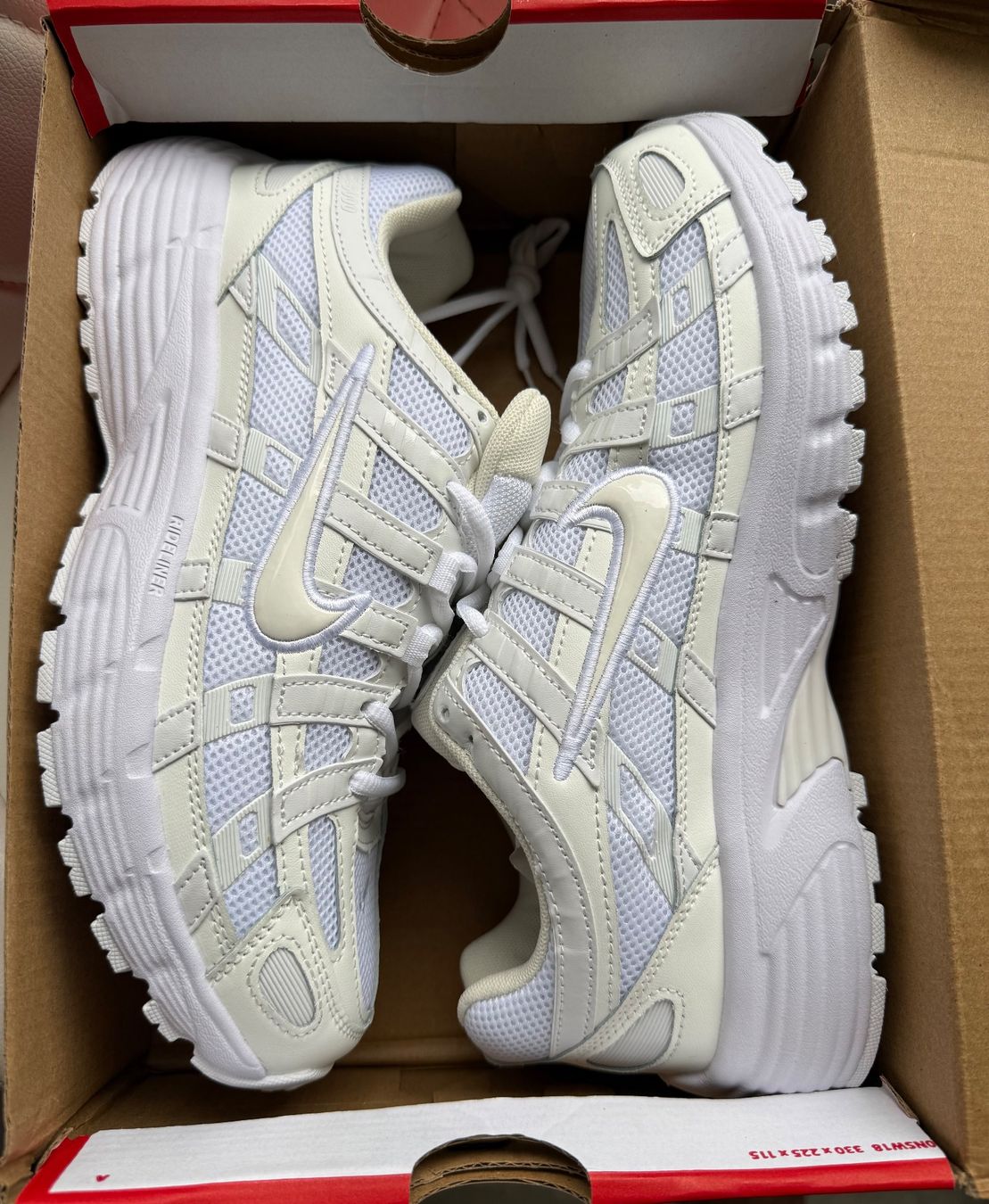 Nike Herrenschuhe: NIKE P-6000 WHITE – Neu und originalverpackt aus Zürich von jos_l9c5 1