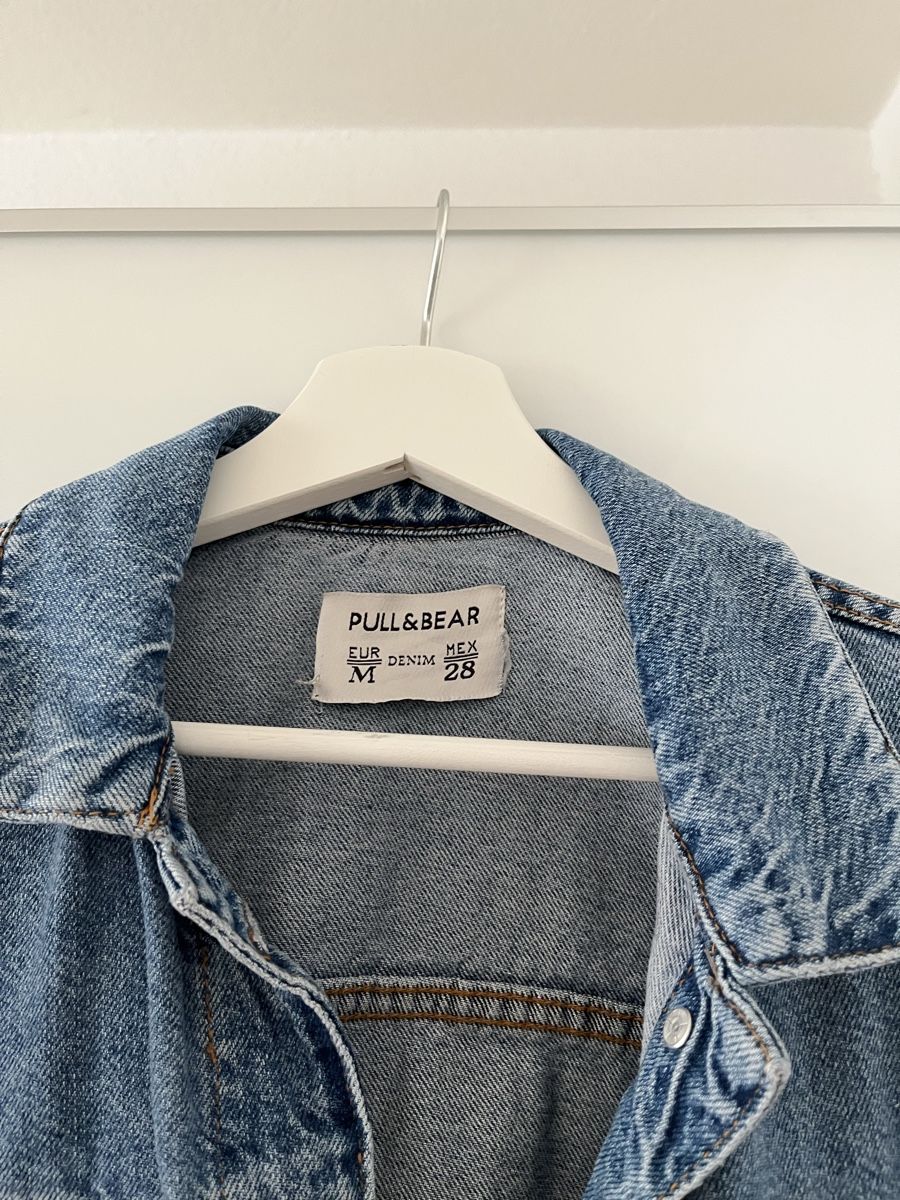 Pull&Bear Giacche: Pull&Bear Jeansjacke Gr. M, hellblau – Usato da Thun venduto da Jolo1406 2