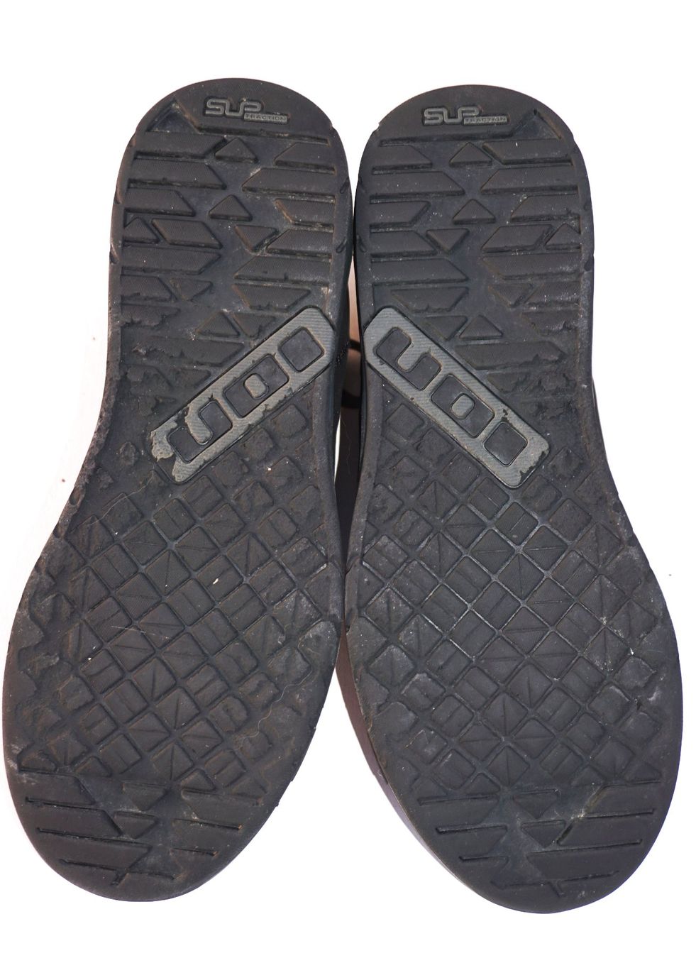 Scarpe per ragazzi: ION Scrub Amp MTB Flatpedal Schuhe, schwarz, 38 – Usato da Muhen venduto da Pdolivo 4