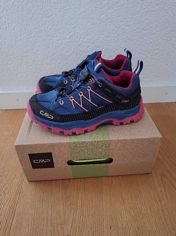 CMP Chaussures filles: CMP Trekkingschuhe / Turnschuhe - Grösse 31 - Wasserdicht – D'occasion à Belp par lol_7fcm 2