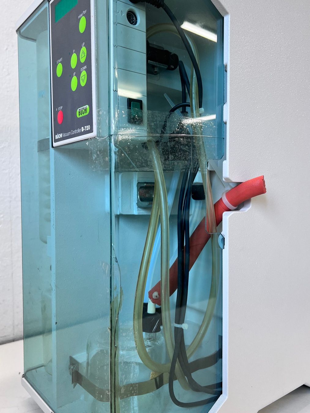 Accessori da laboratorio: Büchi Vakuum System B-178 – Usato da Niederdorf venduto da LeptonAG_Labor 6