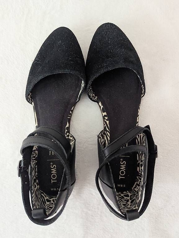 Damenschuhe: Sandale TOMS, Echtleder, Grösse 39, schwaz – Gebraucht aus Zürich von est_q7sj 1