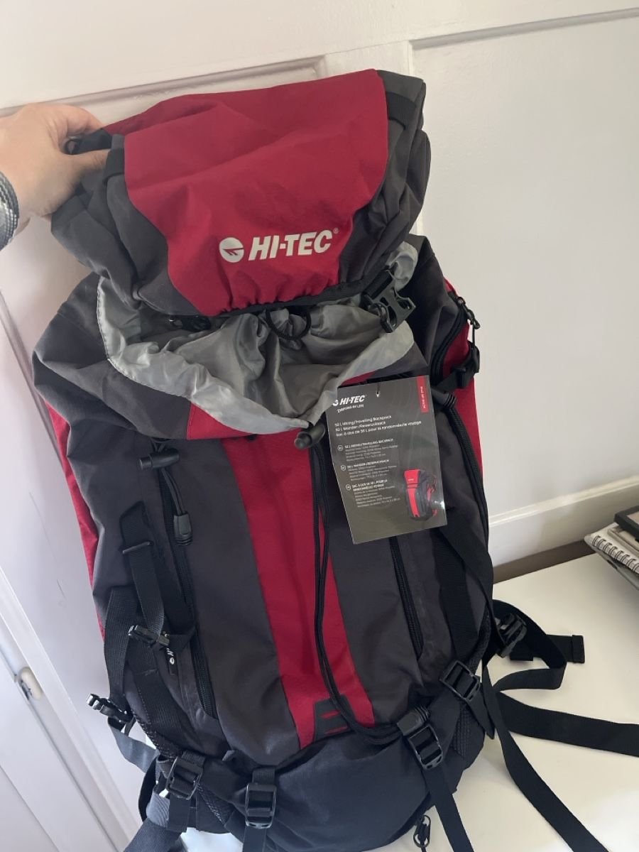 Hi-Tec Sacs à dos: Wanderrucksack – Neuf (Voir description) à Tuggen par bin_pg9d