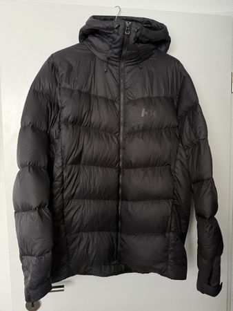Fabrikneue Herren-Daunenjacke, Helly Hansen, Gr. L