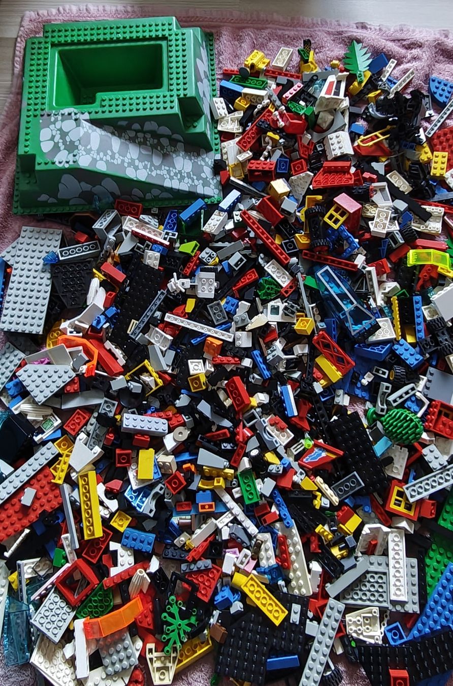 Lego Giocattoli: Lego "Schrott" ca. 2,2 Kilo – Usato da Effretikon venduto da Superkarin7