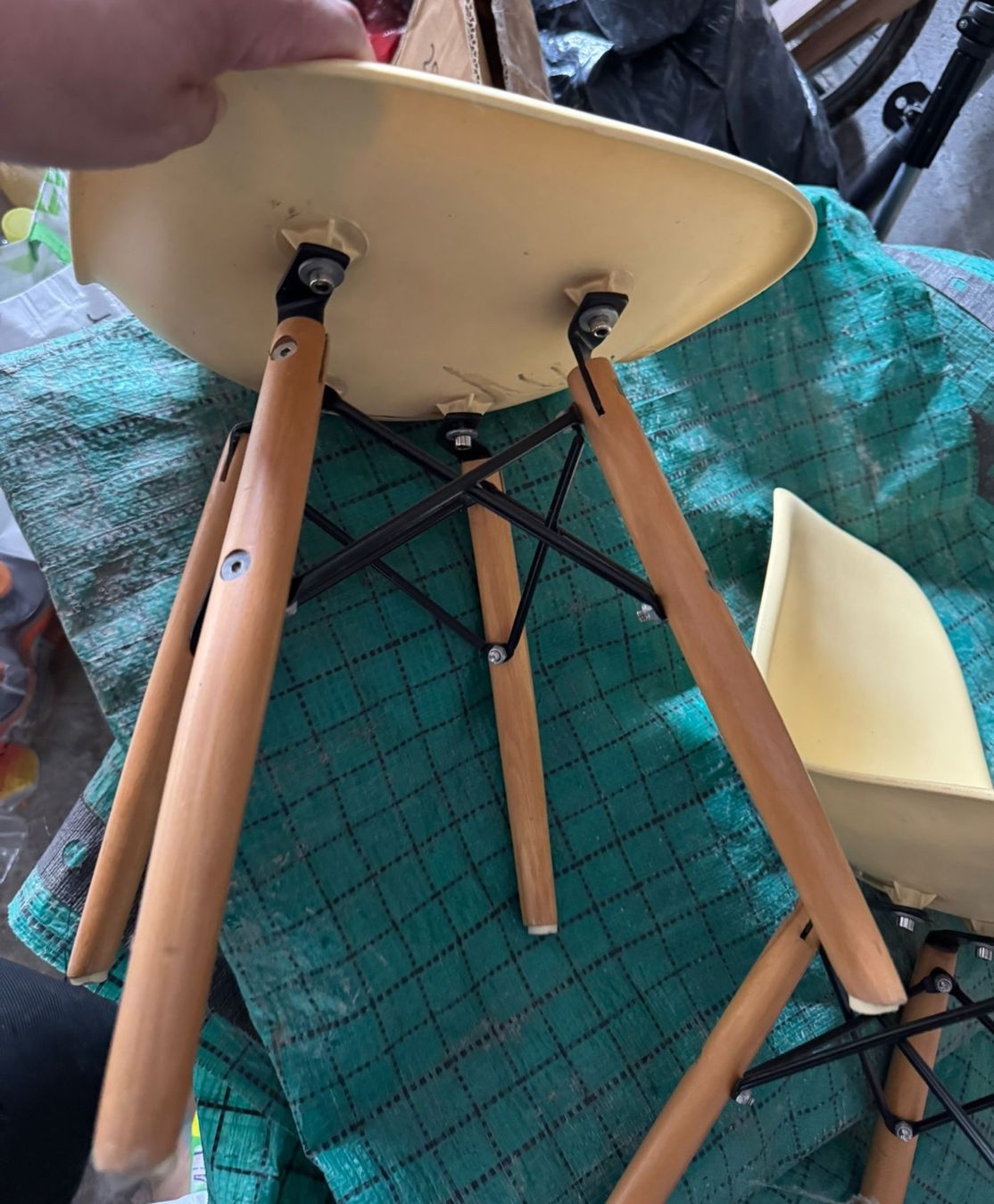 Set di tavolo e panche: Chaises table enfants – Usato da Veyrier venduto da Kimedovapa_1 2