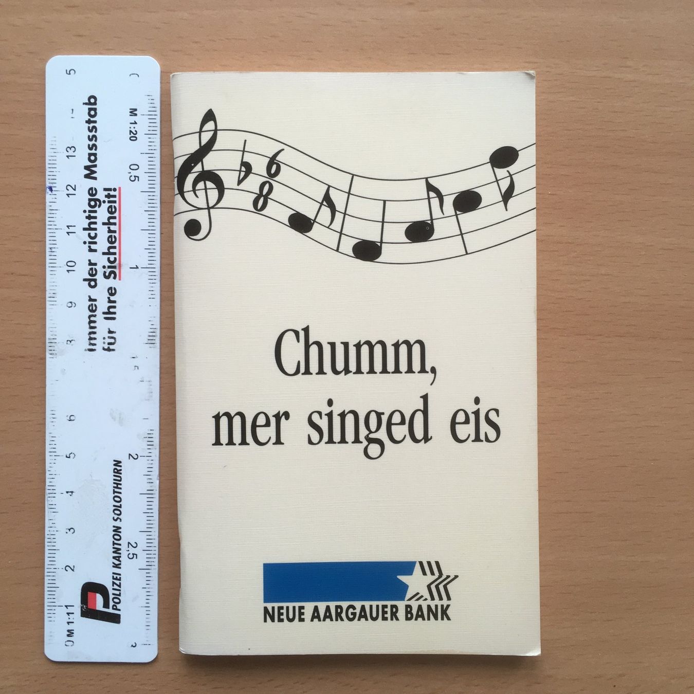Libri: Chumm, mer singed eis – 147 Liedertexte – Usato da Grenchen venduto da Kogi7 1