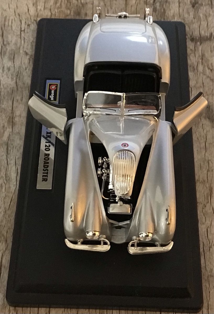 Jaguar Modellini d'auto: Jaguar XK 120 Roadster – Usato da Männedorf venduto da kuhgel 2
