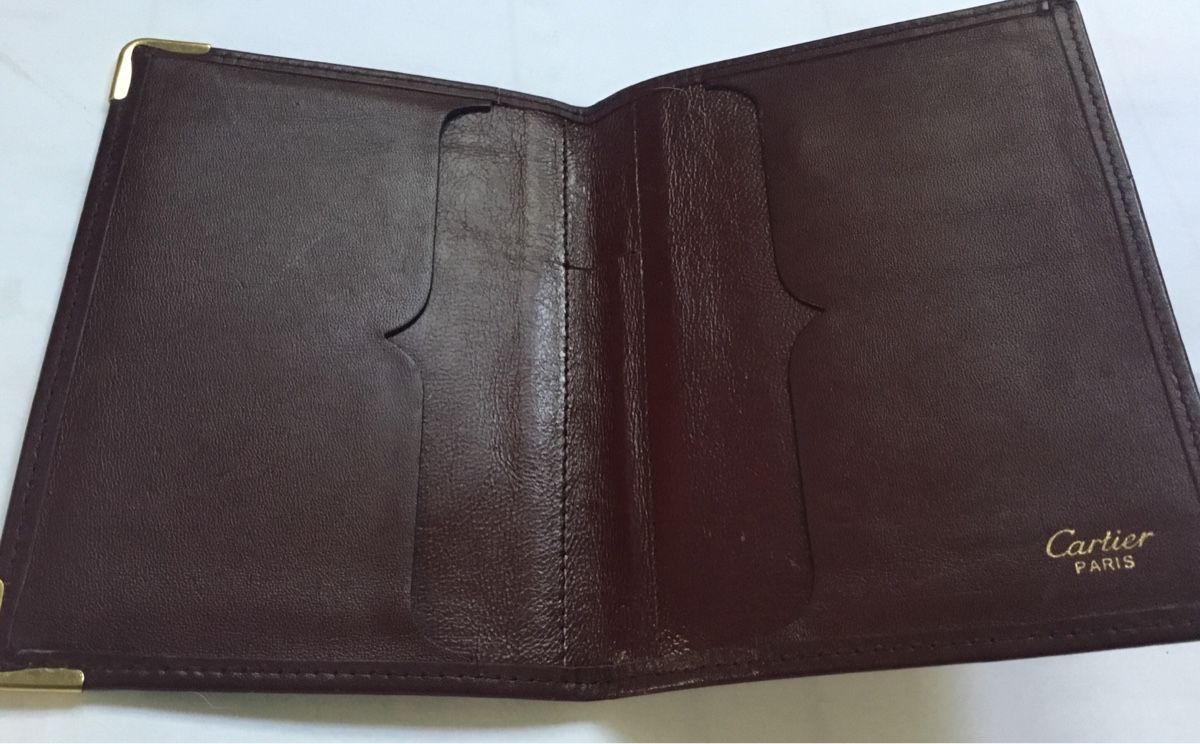 Autres vêtements & accessoires: Cartier Karten Etui  – D'occasion à Schlieren par Jeajet 2