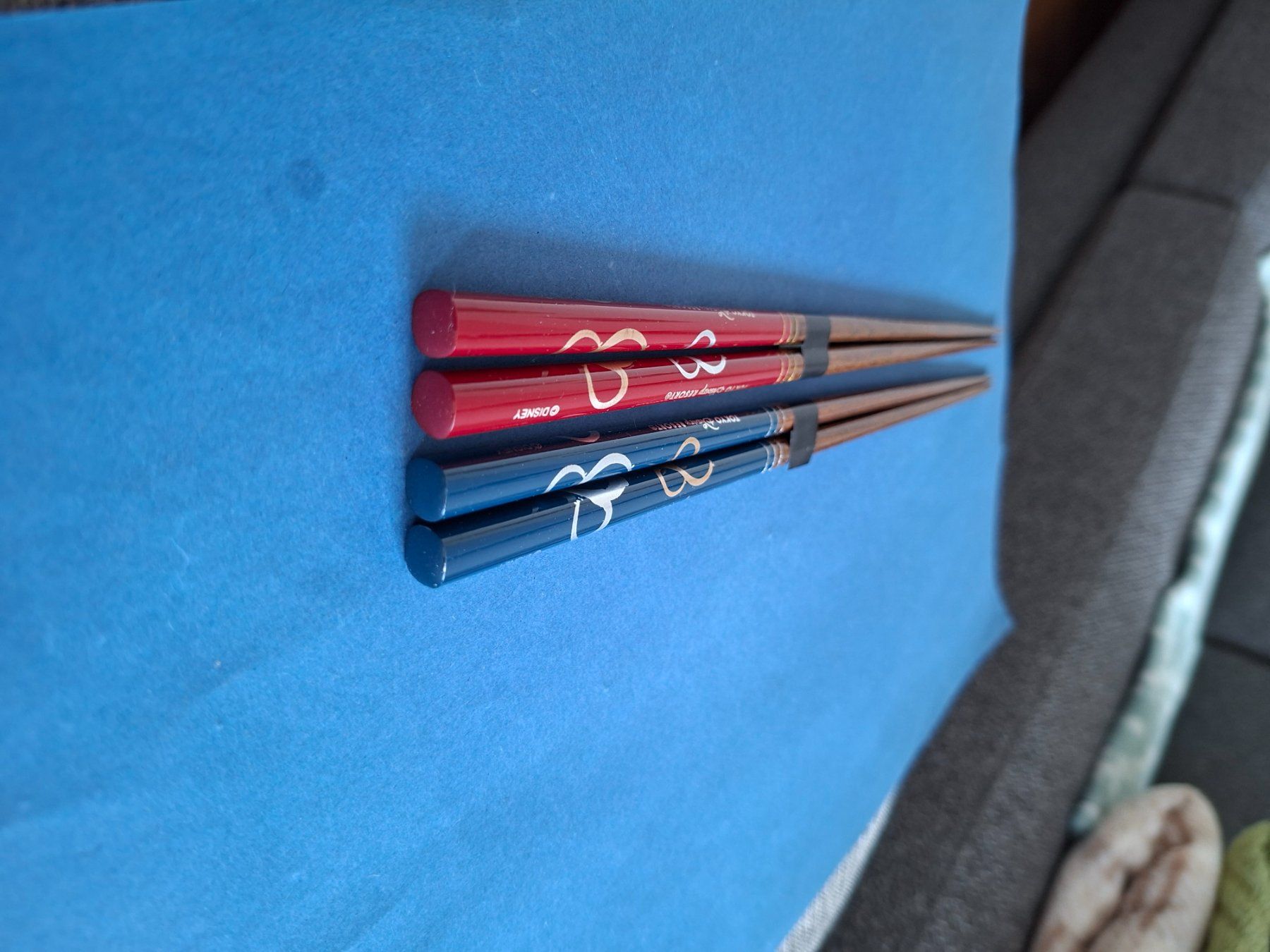 Couverts: Made in Japan Disney lacquerware CHOPSTICKS set/Stäbchen! – Neuf (Voir description) à Goldach par mamakotzi 7