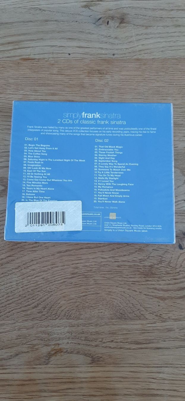 CD: 2CD Set Simply Frank Sinatra (Originalverpackt) – Nuovo e nell'imballaggio originale da Affoltern am Albis venduto da Sabinezc 1
