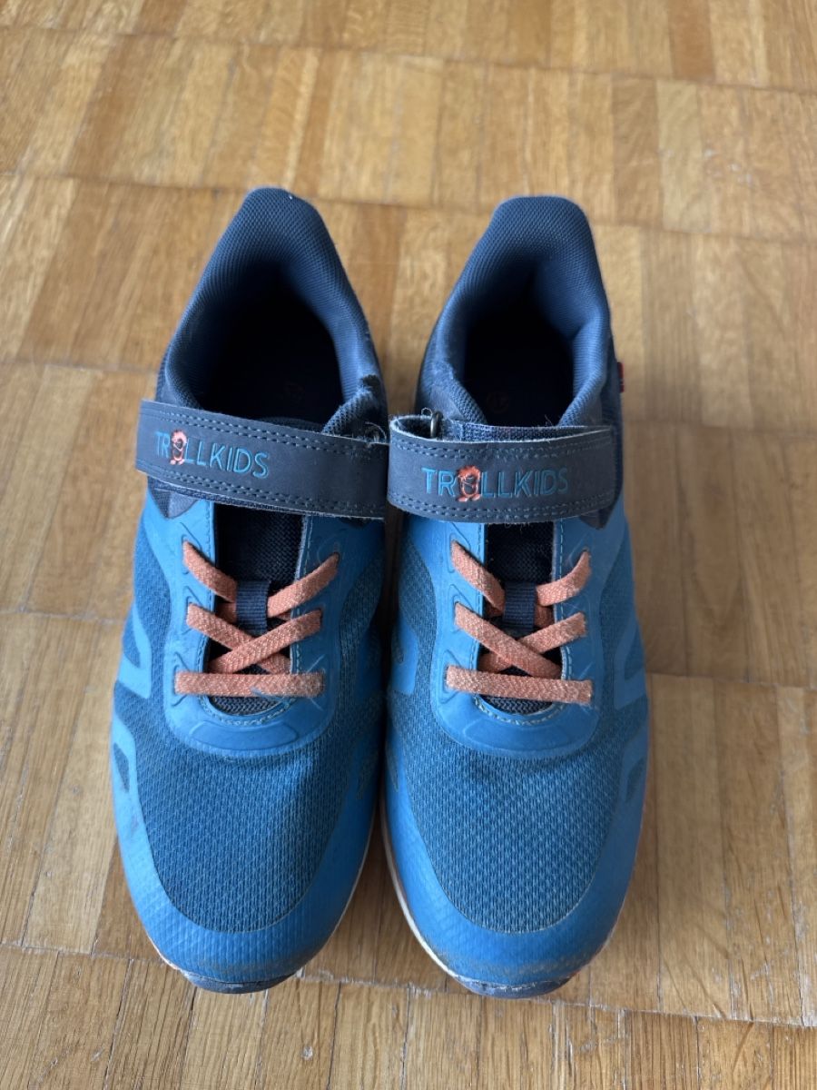 Scarpe per ragazzi: Turnschuhe Trollkids 37 – Usato da Winterthur venduto da des_cv25