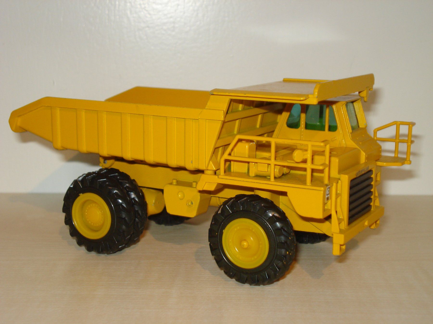 Caterpillar Kits de montage: CAT 769 C Muldenkipper – Défectueux à Mitlödi par worker04 1