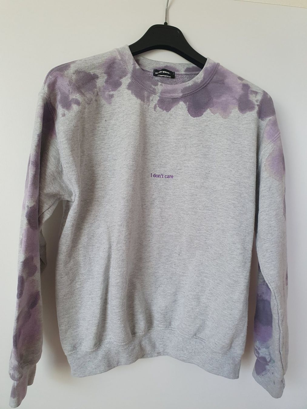Pullover & Sweatshirts: Tally Weijl Pullover, Grösse M, cooler Batik-Look, Top! – Gebraucht aus Kloten von Hektor44