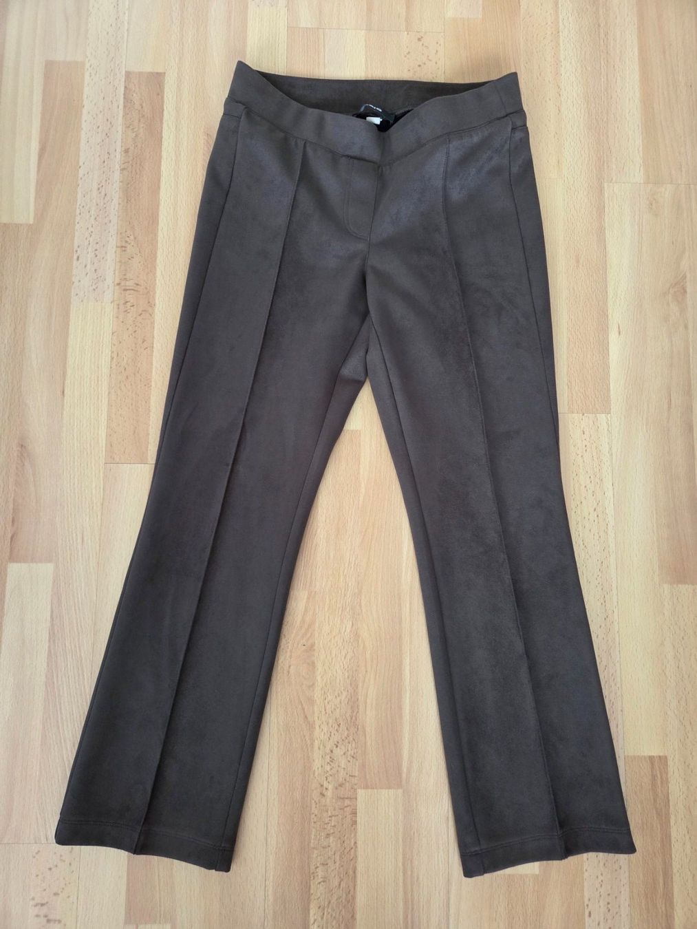 Cambio Pantaloni: Cambio Velours Stretch Hose - Dunkelbraun 36 – Usato da Zug venduto da Bibibo