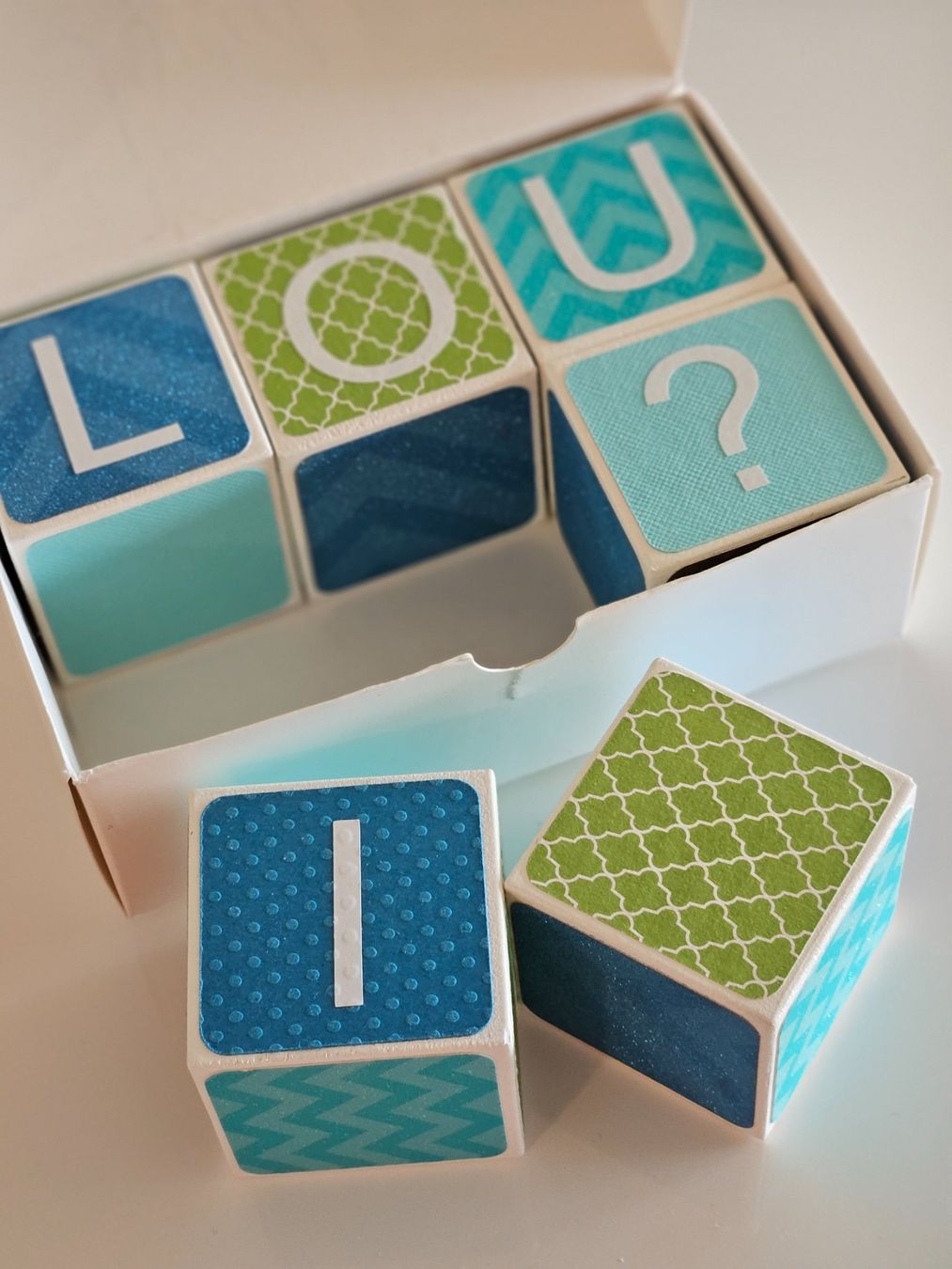 Spielzeuge: Deko "Louis" - Holzklötze – Neu (gemäss Beschreibung) aus Luzern von J.Co 2