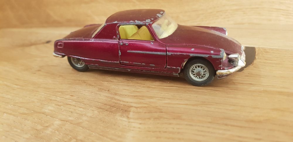 Miniature Corgi 1:43 - Citroën DS Coupé Dandy Henri Chapron N°259, état D’occasion