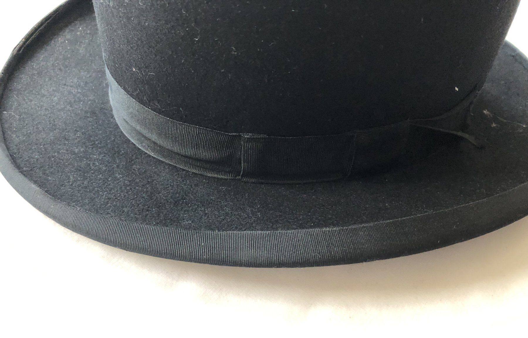 Borsalino Copricapi, berretti & cappellini: Antike Melone Hut / Bowler – Usato da Schaffhausen venduto da durruti 1