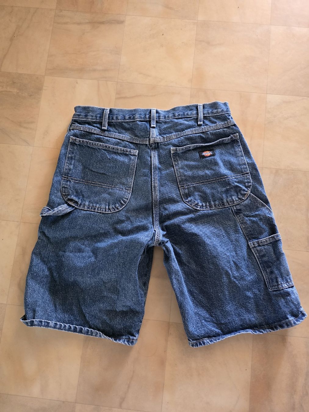 Dickies Jeans: short Dickies w34 – Usato da Fribourg venduto da bob_tc9q 1