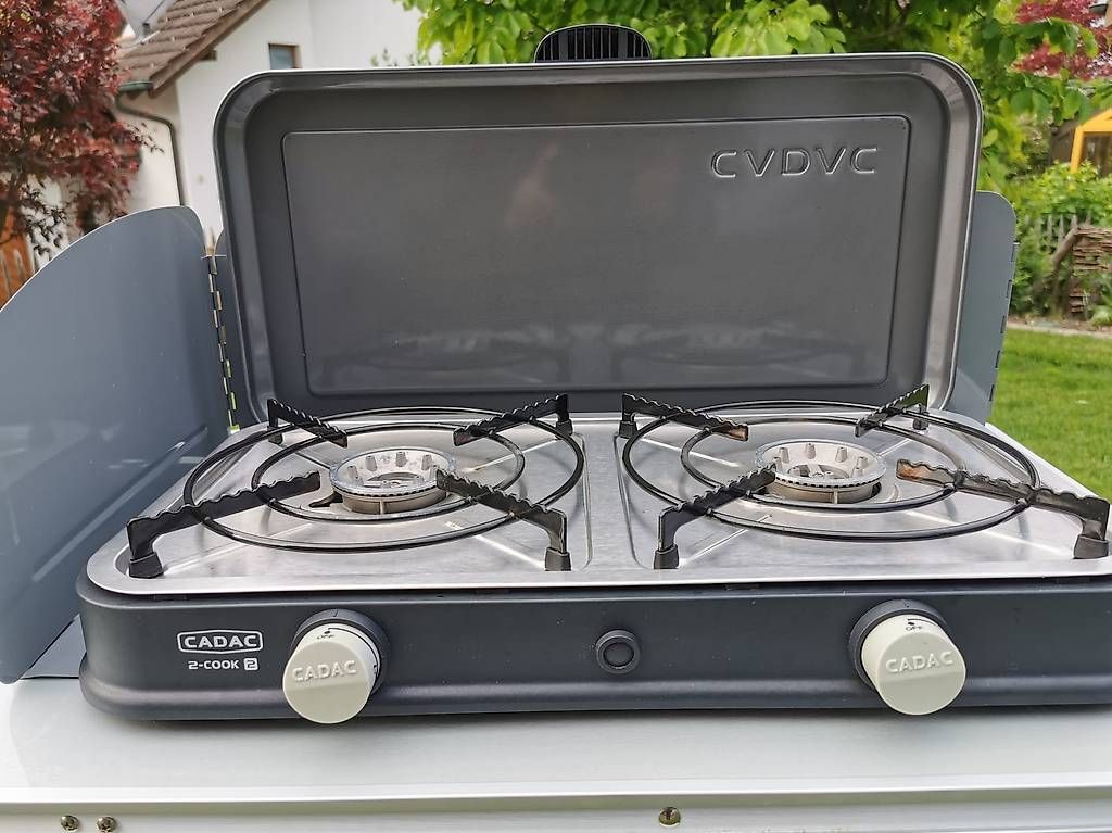 Griglie: Campingschrank inkl. CADAC Gaskocher & Windschutz – Usato da Jonen venduto da besuvi 1