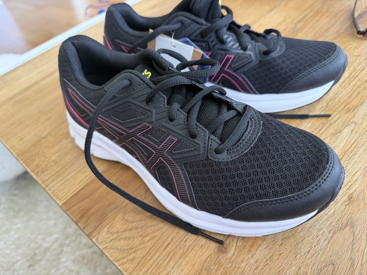 Asics Scarpe da donna: Asics Womens Running Sneakers gr 40 – Nuovo (secondo la descrizione) da St.Gallen venduto da bubo2008 7