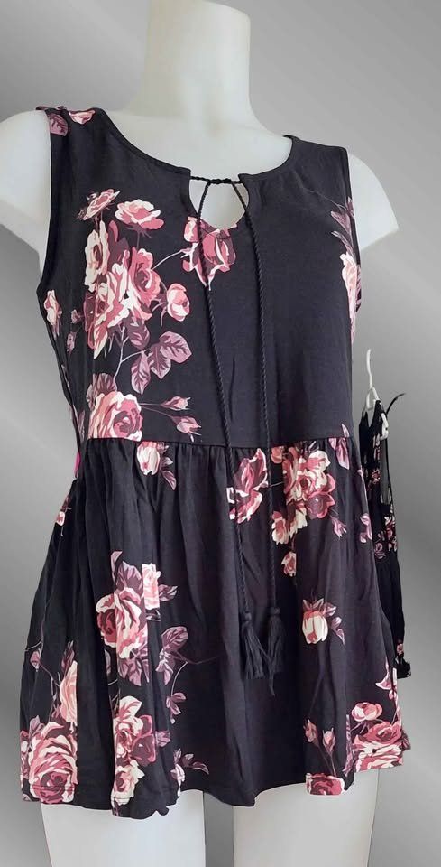 Top: Sommertop - Blumenmuster NEU – Nuovo e nell'imballaggio originale da Aarburg venduto da Hystoria 2