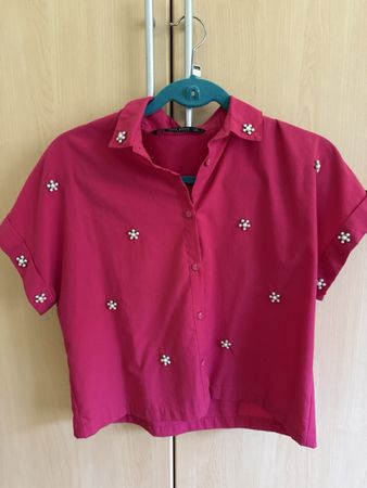 Zara Cute Shirt with pearl details