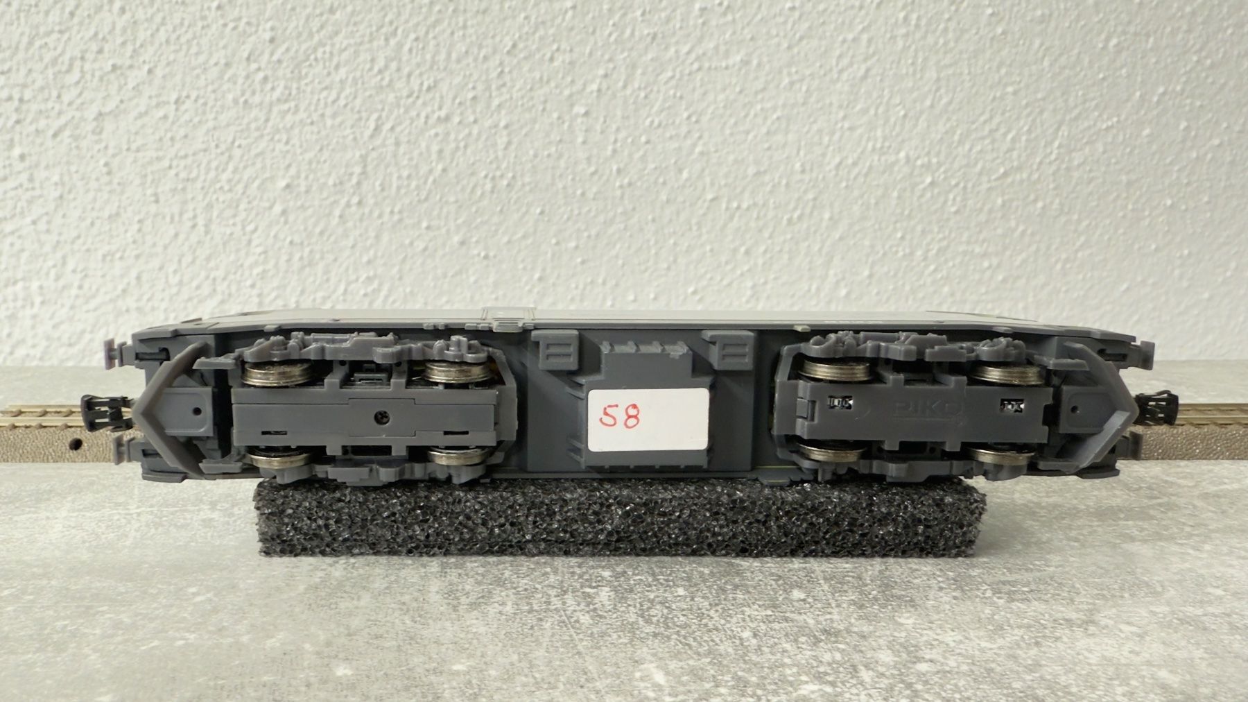 Piko Modellini di ferrovie: Piko E-Lok Taurus HUPAC H0 / DC / Digital – Usato da Windlach venduto da Kelebra 7