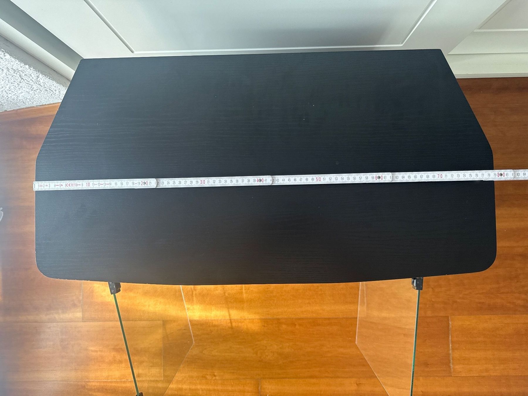 Mobili TV: TV-Möbel schwarz mit Glastüren – Usato da Thalwil venduto da vernasm 2