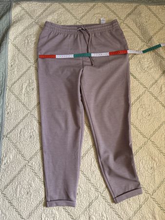 Stylish Beige Joggers - Comfy and Casual! Size Small