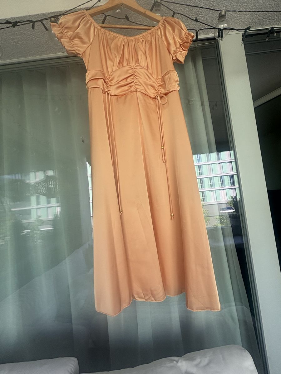 Kleider: Kleid Gr.M – Neu (gemäss Beschreibung) aus Zug von Biki72 2