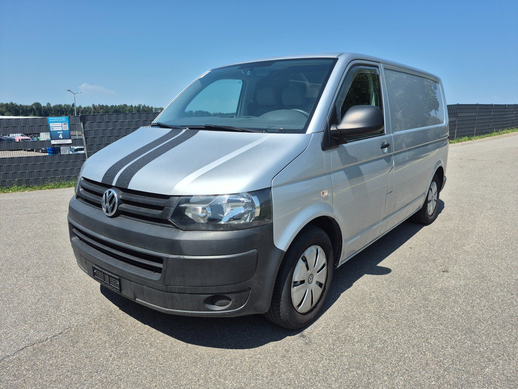 VW Nutzfahrzeuge: Volkswagen T5  2.0 AB MFK – Gebraucht aus St. Margrethen von Autozentrum1 1
