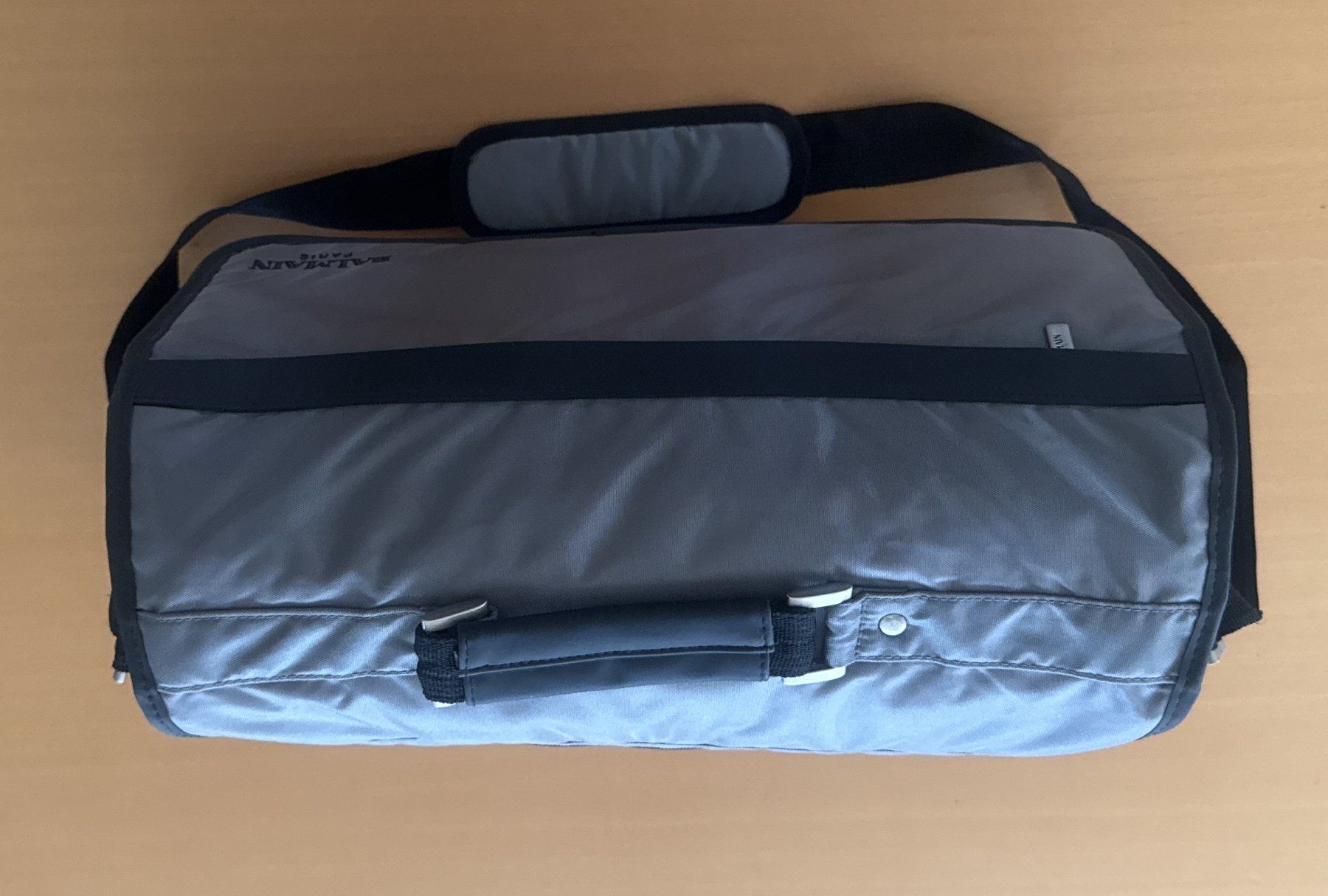 Valigie & Borse: Sac Messenger / Porte-documents BALMAIN – Nuovo e nell'imballaggio originale da Prez-vers-Noréaz venduto da Joenicorn 6