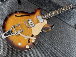 Epiphone Casino sunburst w/ Bigsby korea