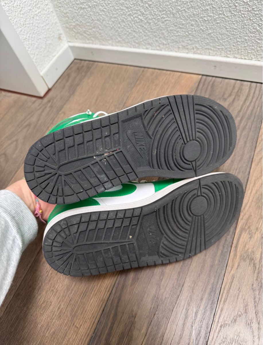 Jordan Scarpe da uomo: Jordans mid grün weiss – Usato da Teufen AR venduto da Pusteblume31 4