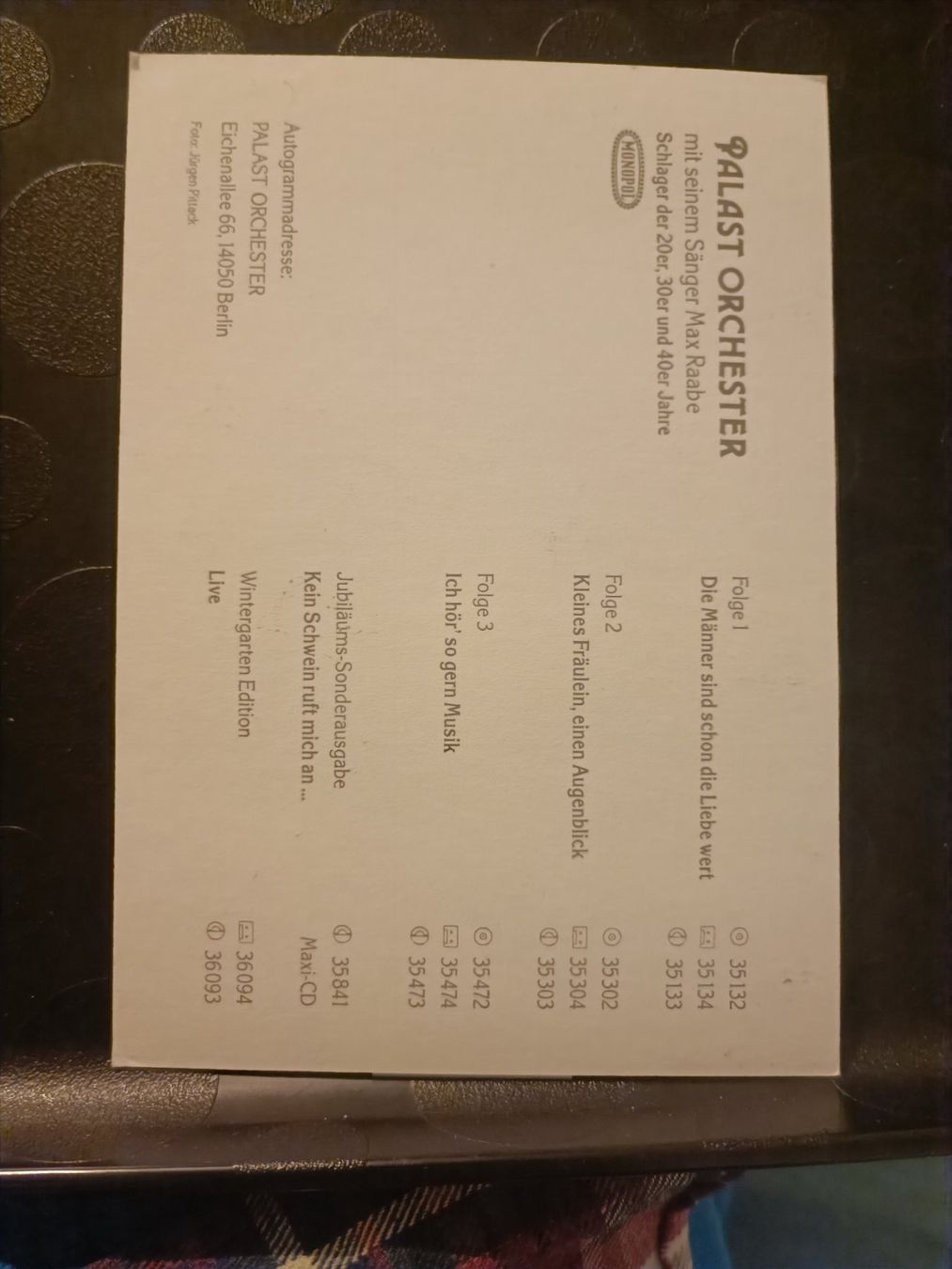 Autografi: Palast Orchester & Max Raabe - handsignierte Autogrammkarte – Usato da Menziken venduto da Artographs 1